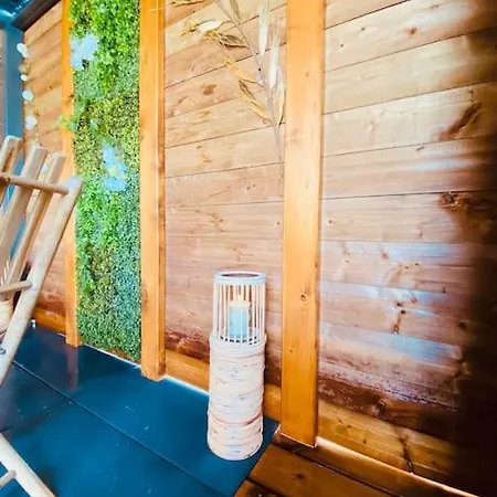 Nyaraló Le Du Bonheur Avec Jacuzzi Privatif Urimenil