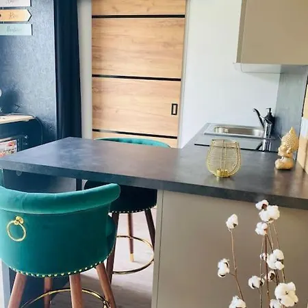 Le Du Bonheur Avec Jacuzzi Privatif Urimenil