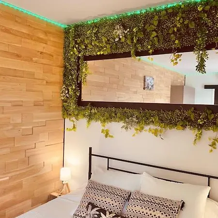 Le Du Bonheur Avec Jacuzzi Privatif Urimenil