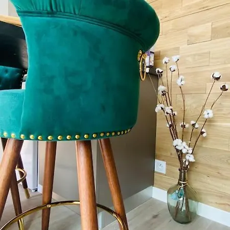 Le Du Bonheur Avec Jacuzzi Privatif Nyaraló *