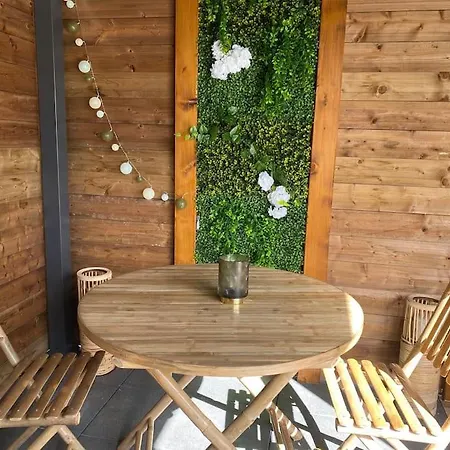 Nyaraló Le Du Bonheur Avec Jacuzzi Privatif *