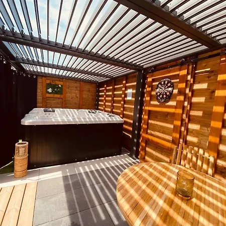 Le Du Bonheur Avec Jacuzzi Privatif Urimenil