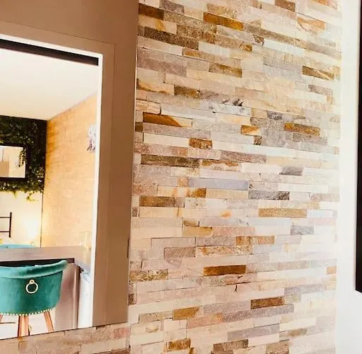 Semesterbostad Le Du Bonheur Avec Jacuzzi Privatif *