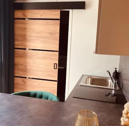 Semesterbostad Le Du Bonheur Avec Jacuzzi Privatif