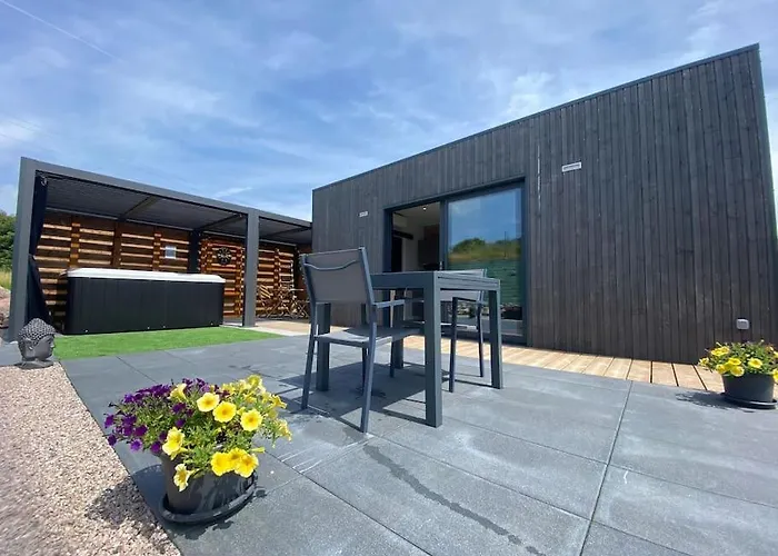 Le Du Bonheur Avec Jacuzzi Privatif Semesterbostad Urimenil