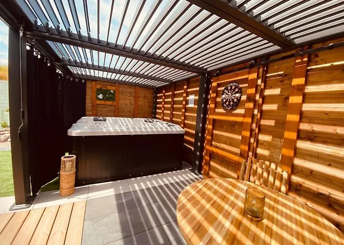 Le Du Bonheur Avec Jacuzzi Privatif Urimenil